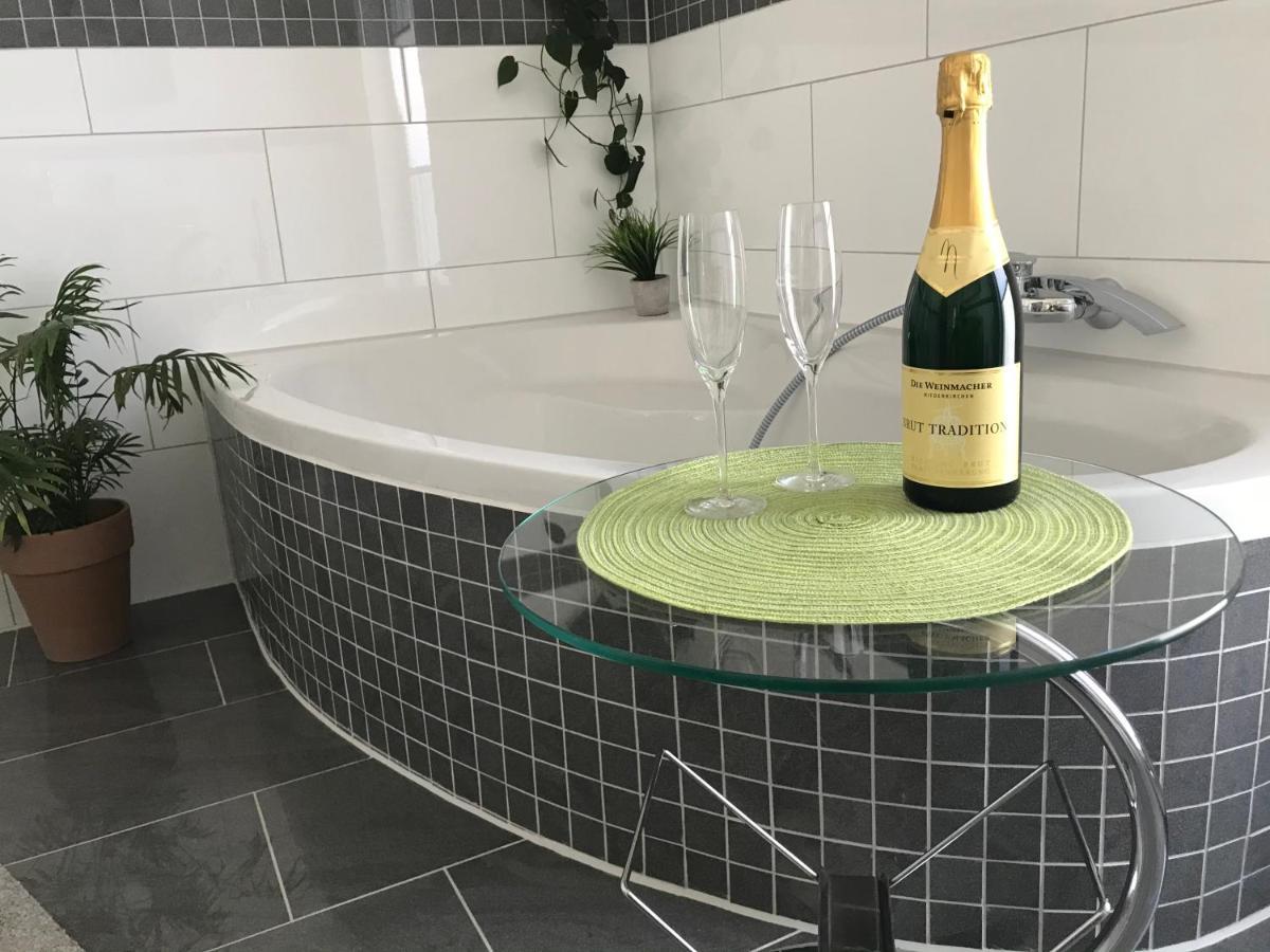 Ferienwohnung „Anhaide“ Woerth am Rhein Exteriör bild
